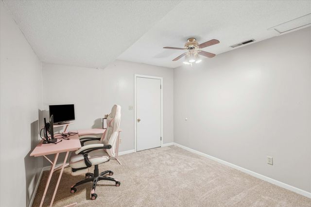 367 CROWN PT, Columbia, MO 65203