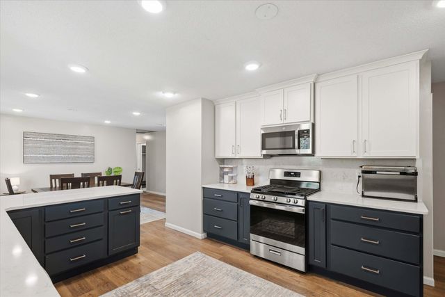 367 CROWN PT, Columbia, MO 65203