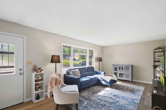 367 CROWN PT, Columbia, MO 65203