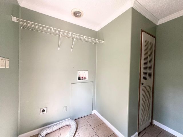 18143 Breezy Drive, Montgomery, TX 77316