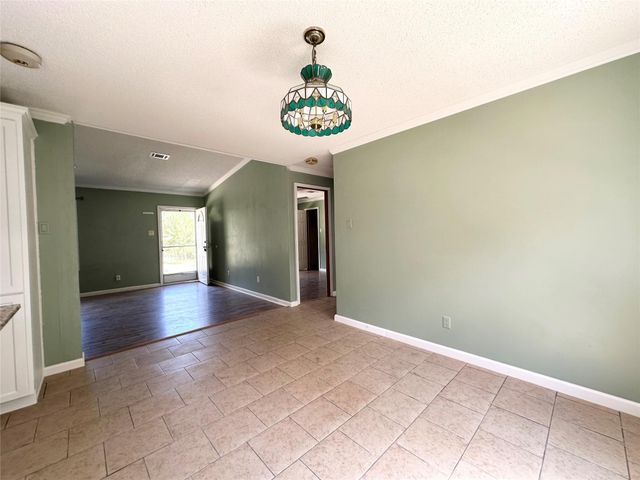 18143 Breezy Drive, Montgomery, TX 77316