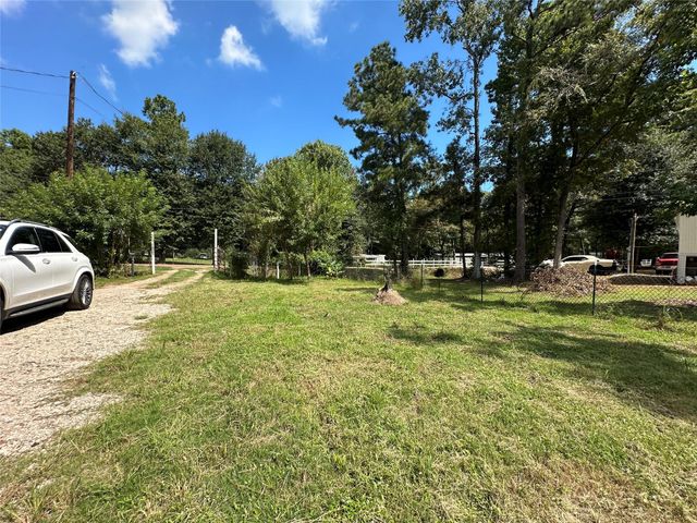 18143 Breezy Drive, Montgomery, TX 77316