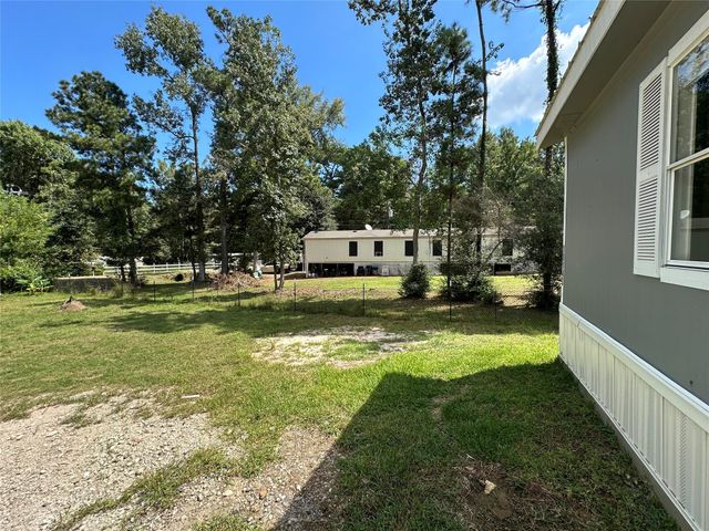 18143 Breezy Drive, Montgomery, TX 77316