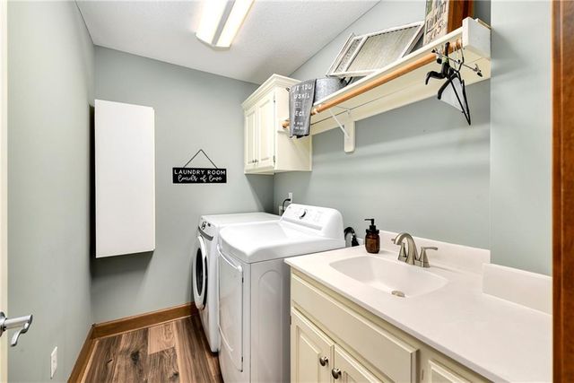 4119 SW Homestead Drive, Lee's Summit, MO 64082