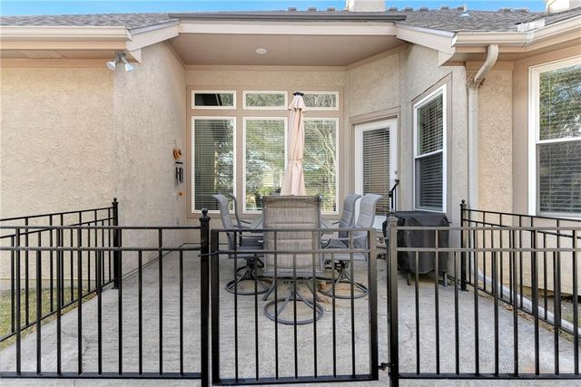 4119 SW Homestead Drive, Lee's Summit, MO 64082