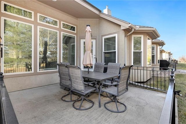 4119 SW Homestead Drive, Lee's Summit, MO 64082