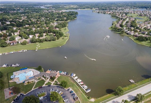 4119 SW Homestead Drive, Lee's Summit, MO 64082