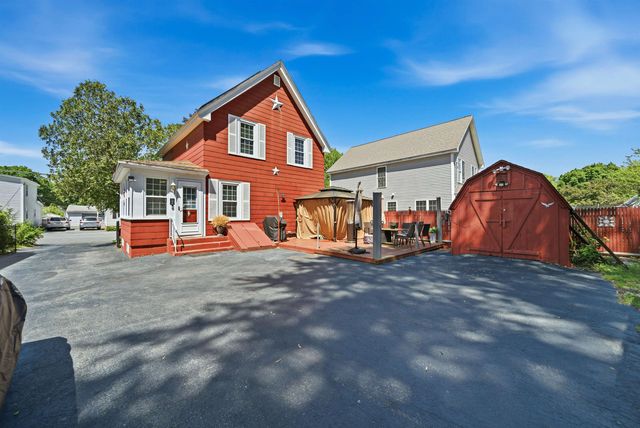 285 Thornton Street, Manchester, NH 03102