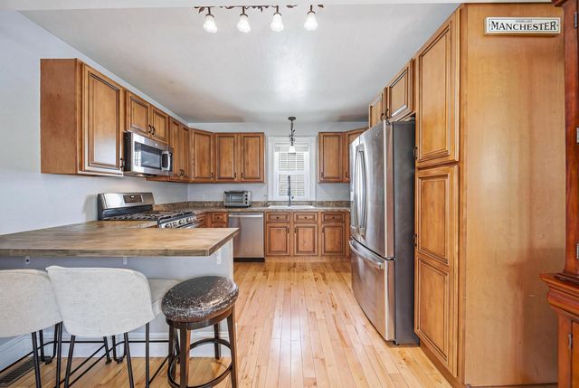 285 Thornton Street, Manchester, NH 03102
