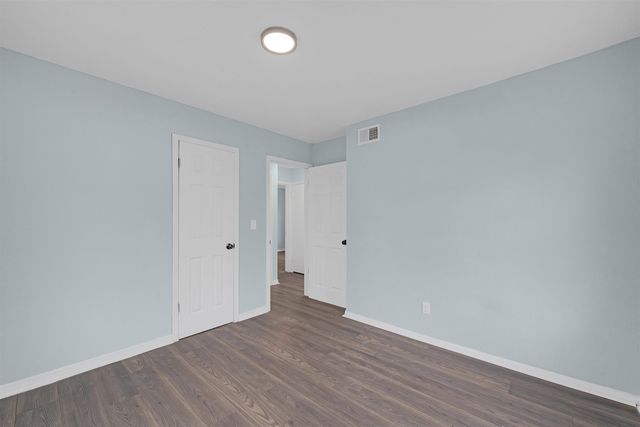 2102 W 35th St S, Wichita, KS 67217