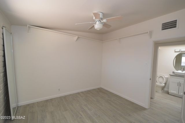 7118 E Elbow Bay Drive, Tucson, AZ 85710