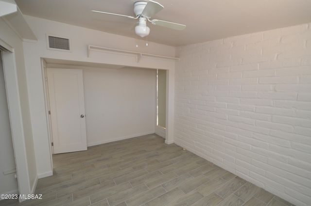 7118 E Elbow Bay Drive, Tucson, AZ 85710