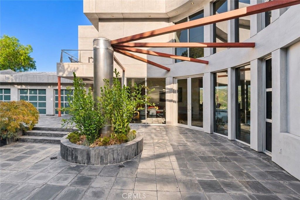 10182 Cowan Heights Drive, North Tustin, CA 92705 — photo 2