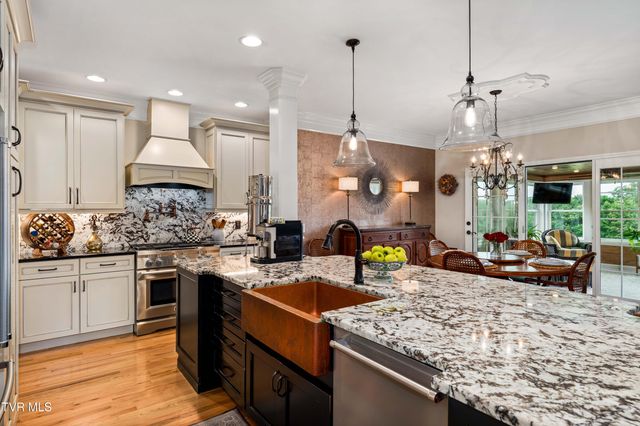 134 Magnolia Ridge Drive, Jonesborough, TN 37659