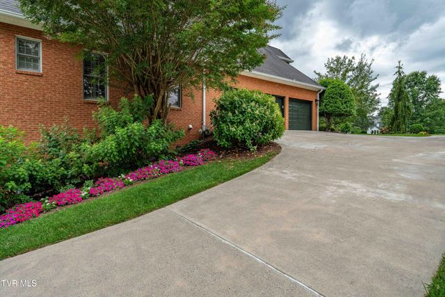 134 Magnolia Ridge Drive, Jonesborough, TN 37659
