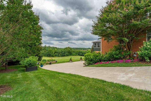 134 Magnolia Ridge Drive, Jonesborough, TN 37659
