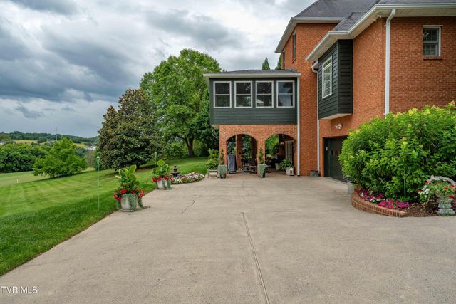134 Magnolia Ridge Drive, Jonesborough, TN 37659