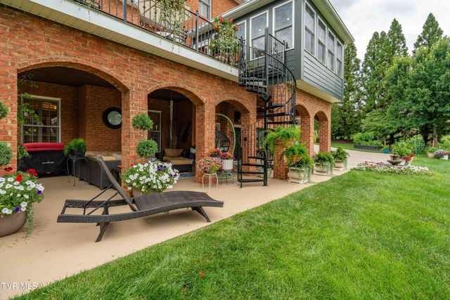 134 Magnolia Ridge Drive, Jonesborough, TN 37659