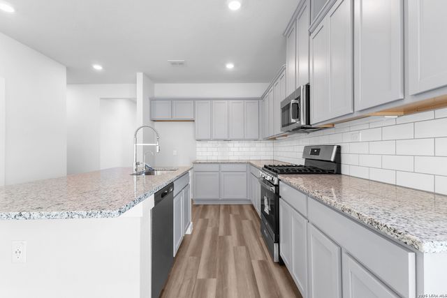 198 Connor, San Antonio, TX 78253