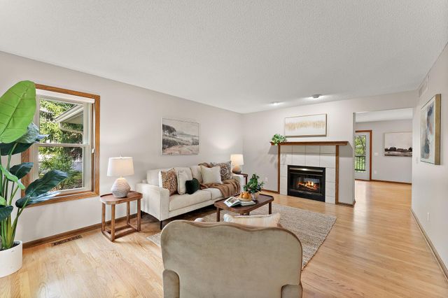 17739 Layton Path, Lakeville, MN 55044