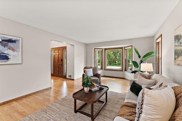 17739 Layton Path, Lakeville, MN 55044