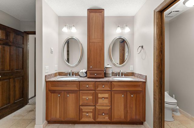 17739 Layton Path, Lakeville, MN 55044