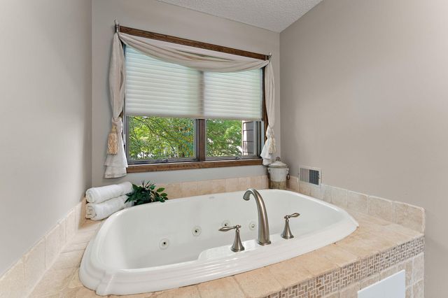 17739 Layton Path, Lakeville, MN 55044