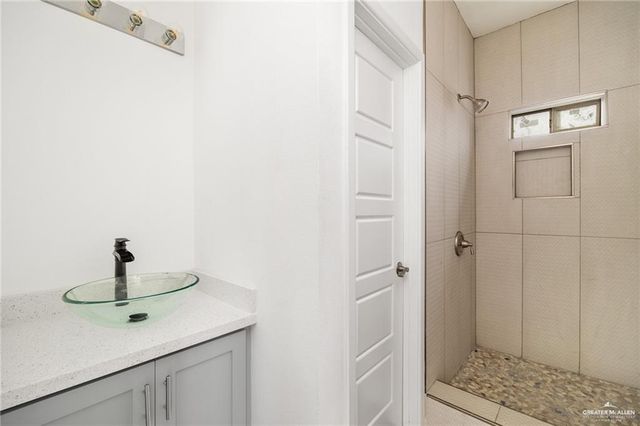 2105 Azalea Street, Mission, TX 78573