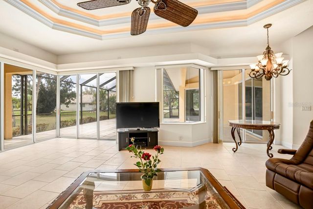 6197 9TH AVENUE CIRCLE NE, Bradenton, FL 34212