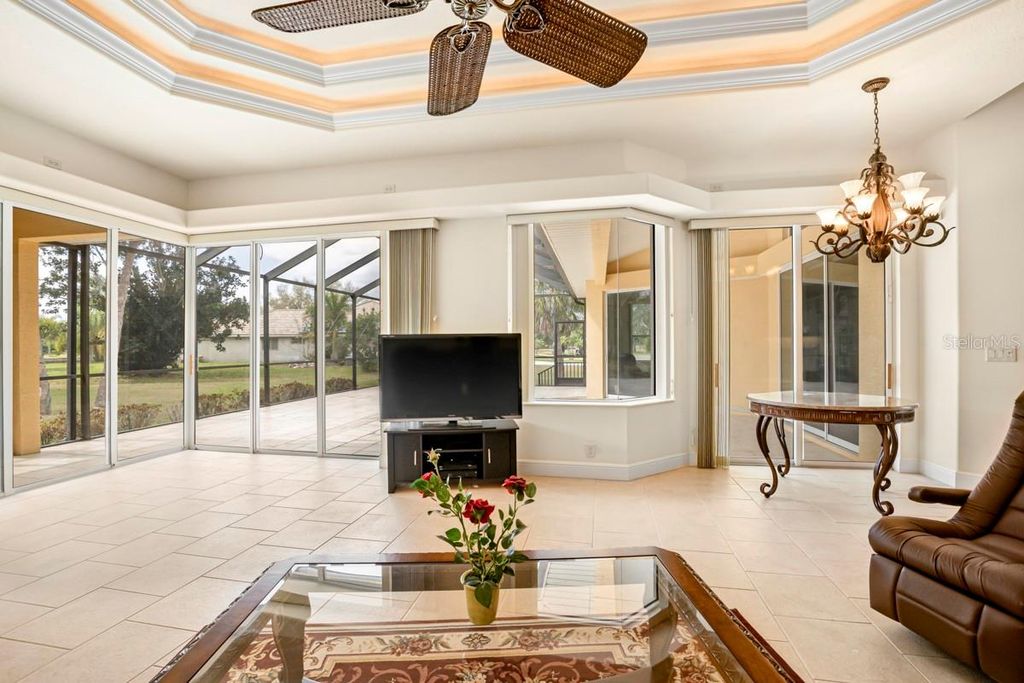 Image 19 of property listing at 6197 9TH AVENUE CIRCLE NE, Bradenton, FL 34212