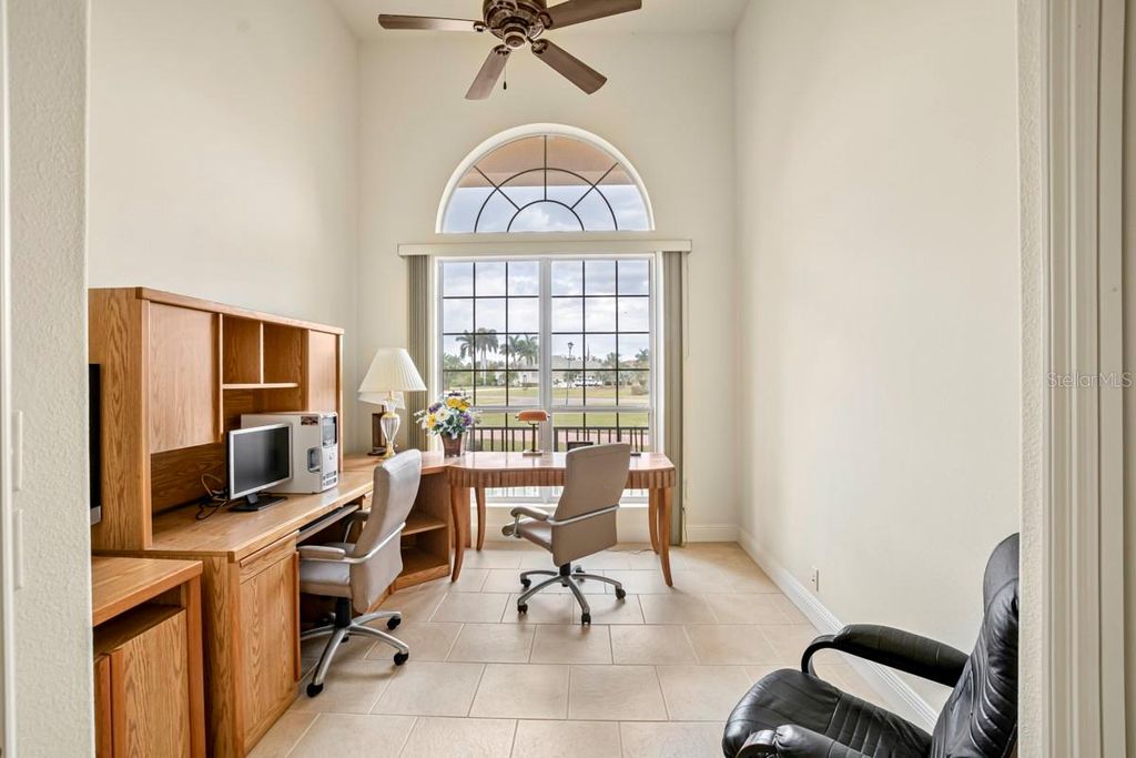 Image 26 of property listing at 6197 9TH AVENUE CIRCLE NE, Bradenton, FL 34212