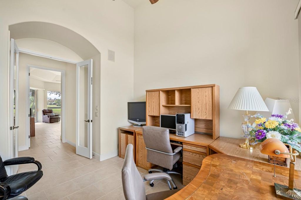 Image 27 of property listing at 6197 9TH AVENUE CIRCLE NE, Bradenton, FL 34212