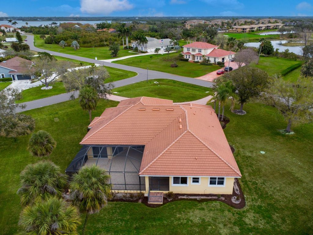 Image 51 of property listing at 6197 9TH AVENUE CIRCLE NE, Bradenton, FL 34212