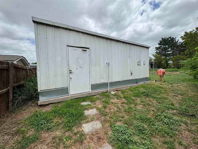 307 W Shields St, Fletcher, OK 73541