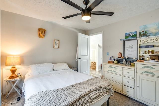 5381 Robinhood Drive, Willoughby, OH 44094