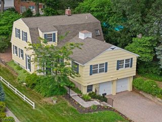 31 Overlook Ter, Nutley Twp., NJ 07110