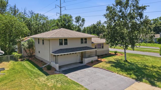 2919 64th Avenue N, Brooklyn Center, MN 55430