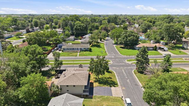 2919 64th Avenue N, Brooklyn Center, MN 55430