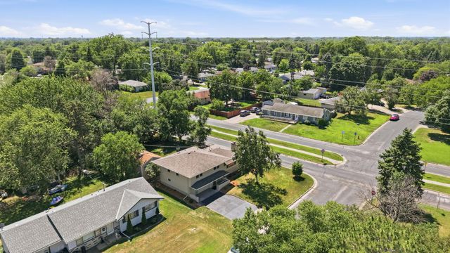 2919 64th Avenue N, Brooklyn Center, MN 55430