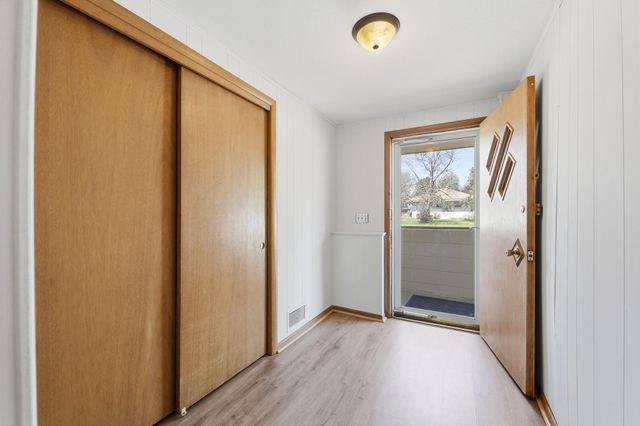 2919 64th Avenue N, Brooklyn Center, MN 55430