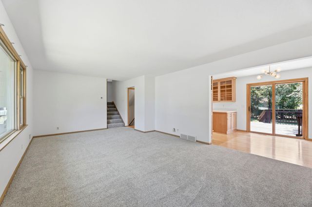 2919 64th Avenue N, Brooklyn Center, MN 55430