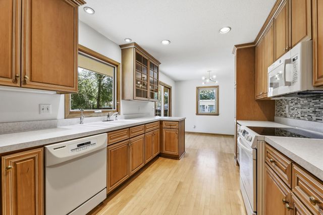 2919 64th Avenue N, Brooklyn Center, MN 55430