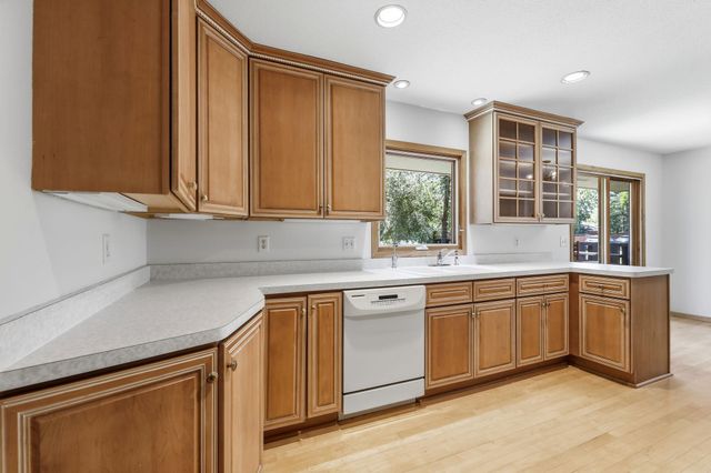 2919 64th Avenue N, Brooklyn Center, MN 55430