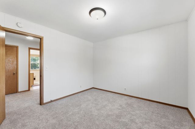 2919 64th Avenue N, Brooklyn Center, MN 55430