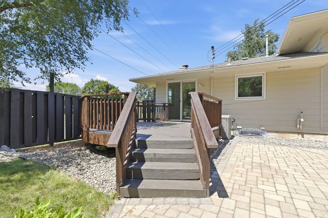 2919 64th Avenue N, Brooklyn Center, MN 55430