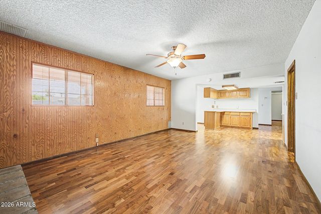 2533 W Onza Avenue, Mesa, AZ 85202