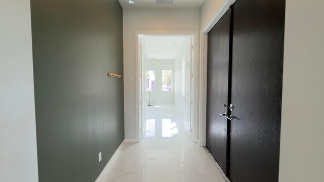 761 PIONEER Way, Royal Palm Beach, FL 33411