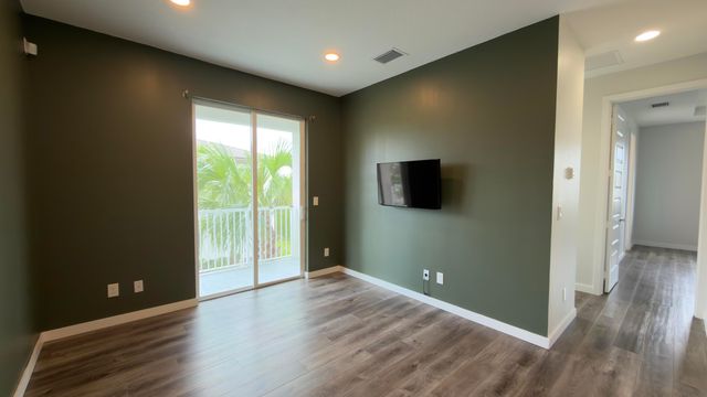 761 PIONEER Way, Royal Palm Beach, FL 33411