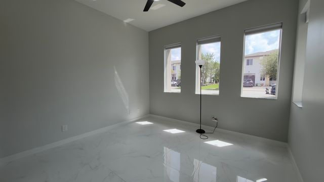 761 PIONEER Way, Royal Palm Beach, FL 33411