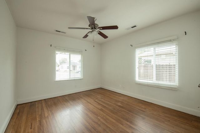 524 W Vassar, Fresno, CA 93705